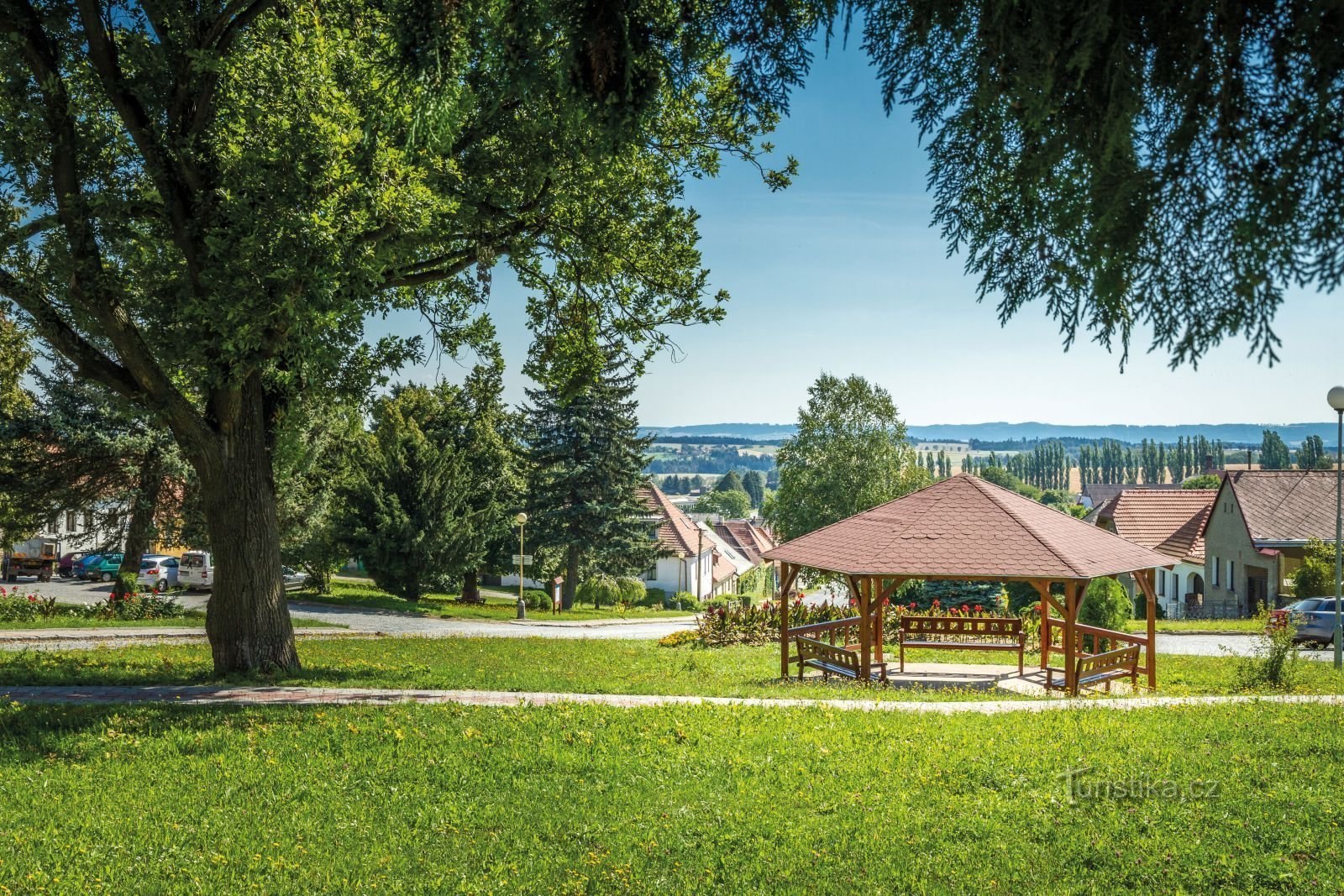 Malebný Miličín. Foto: M. Špoula.