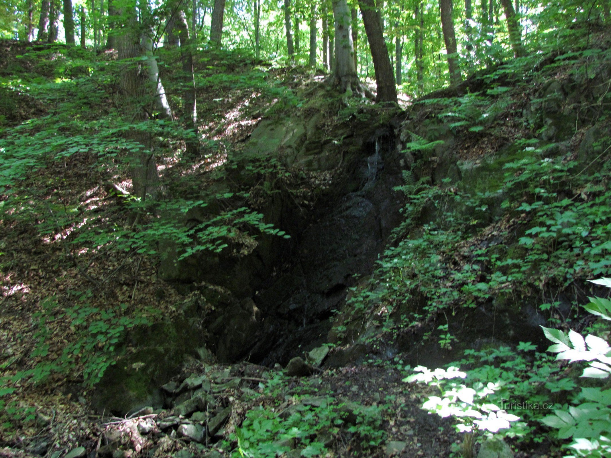 Maleník - Bronwaterval en Rokle-dam