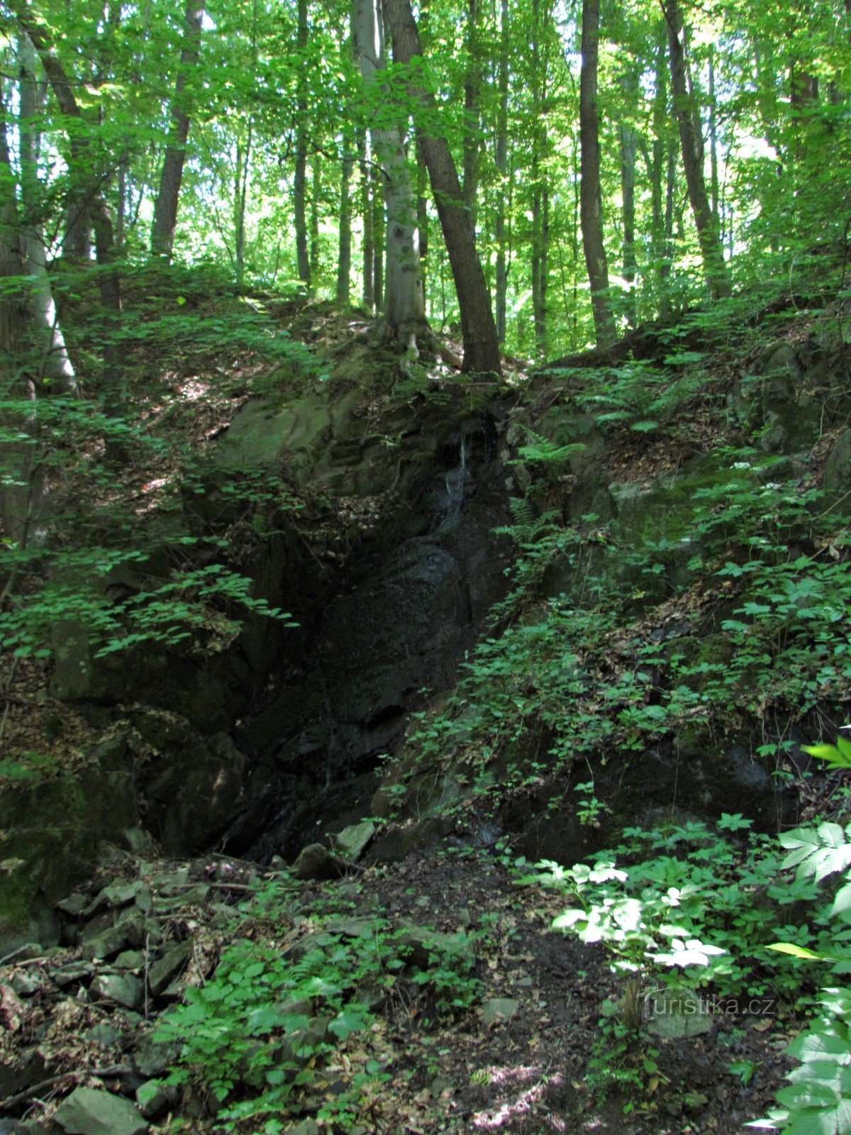 Maleník - Cascade de source et barrage de Rokle