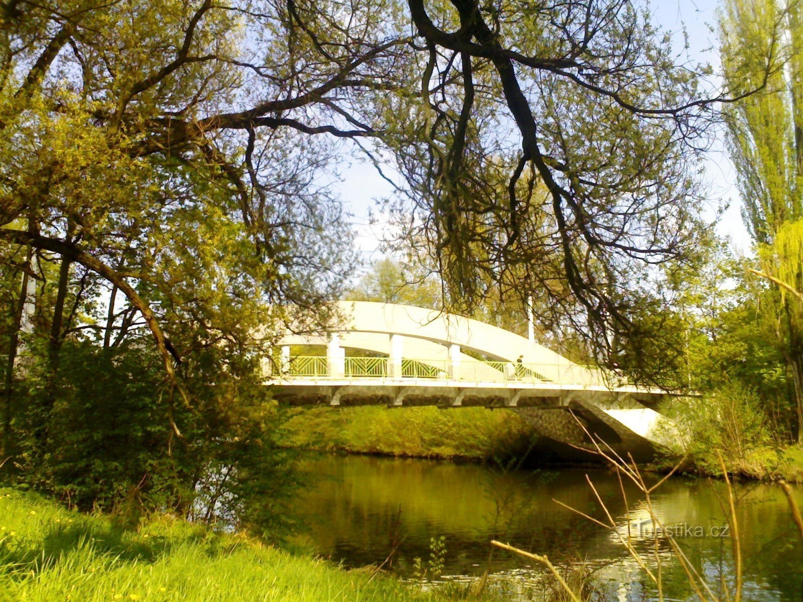 奥尔利卡上的 Malšovice 桥