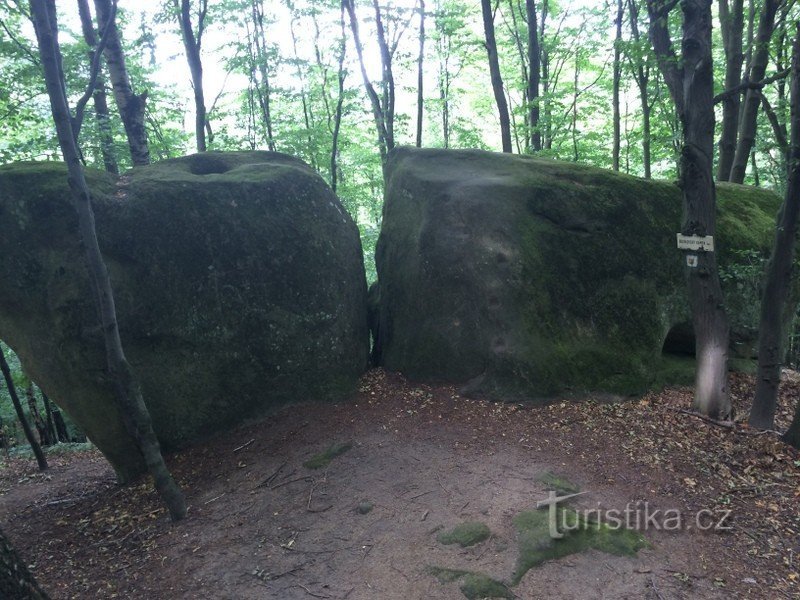 Kis Buchlov kő