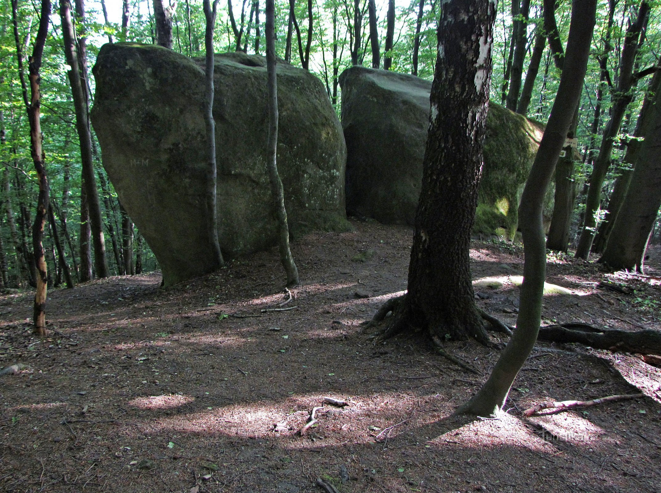 Pedra Buchlov pequena