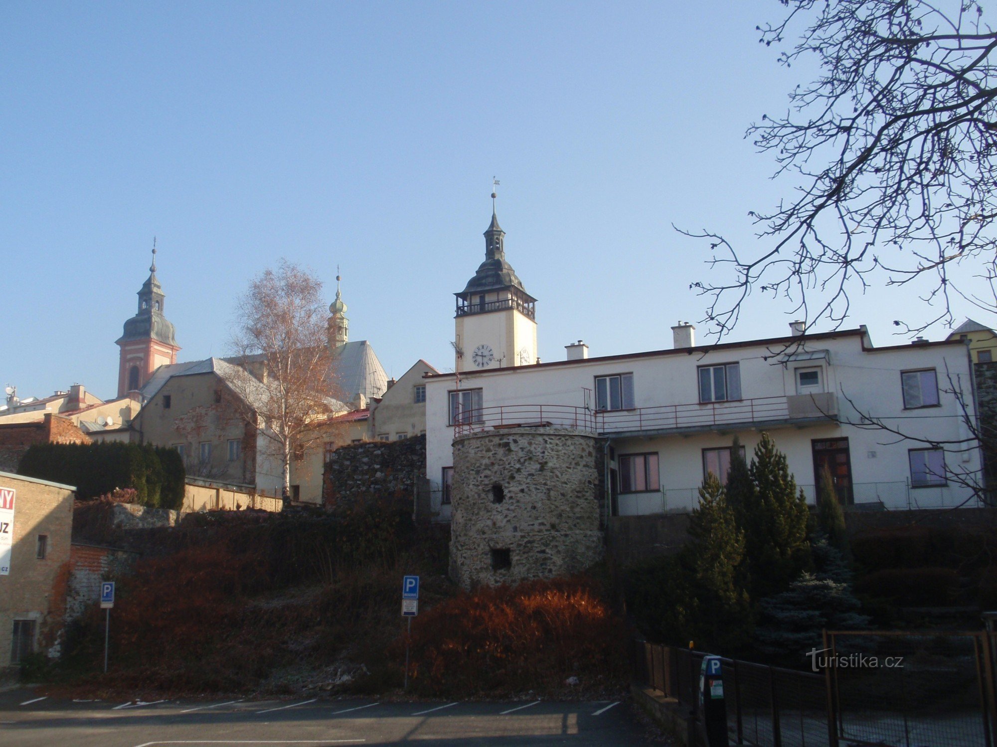 Manjši krog okoli Hranic