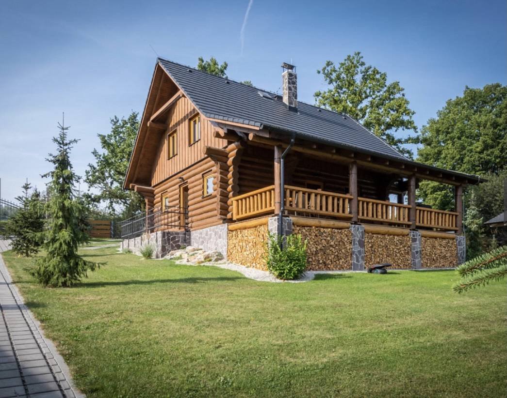 Manta cabaña de madera Albrechtice nad Vltavou