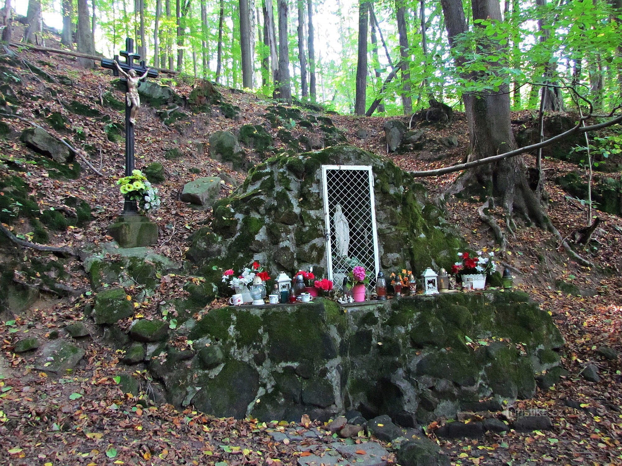 Mariánská studánka v Kudlovické dolině