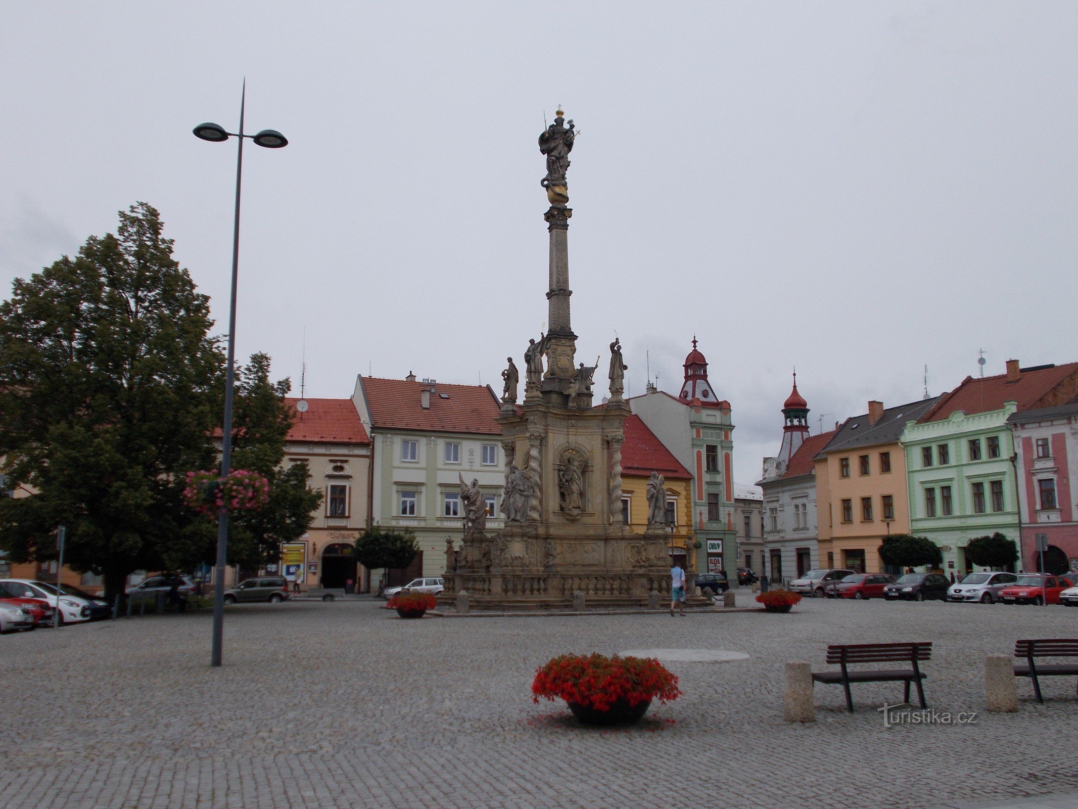 coluna mariana em Uničovské náměstí