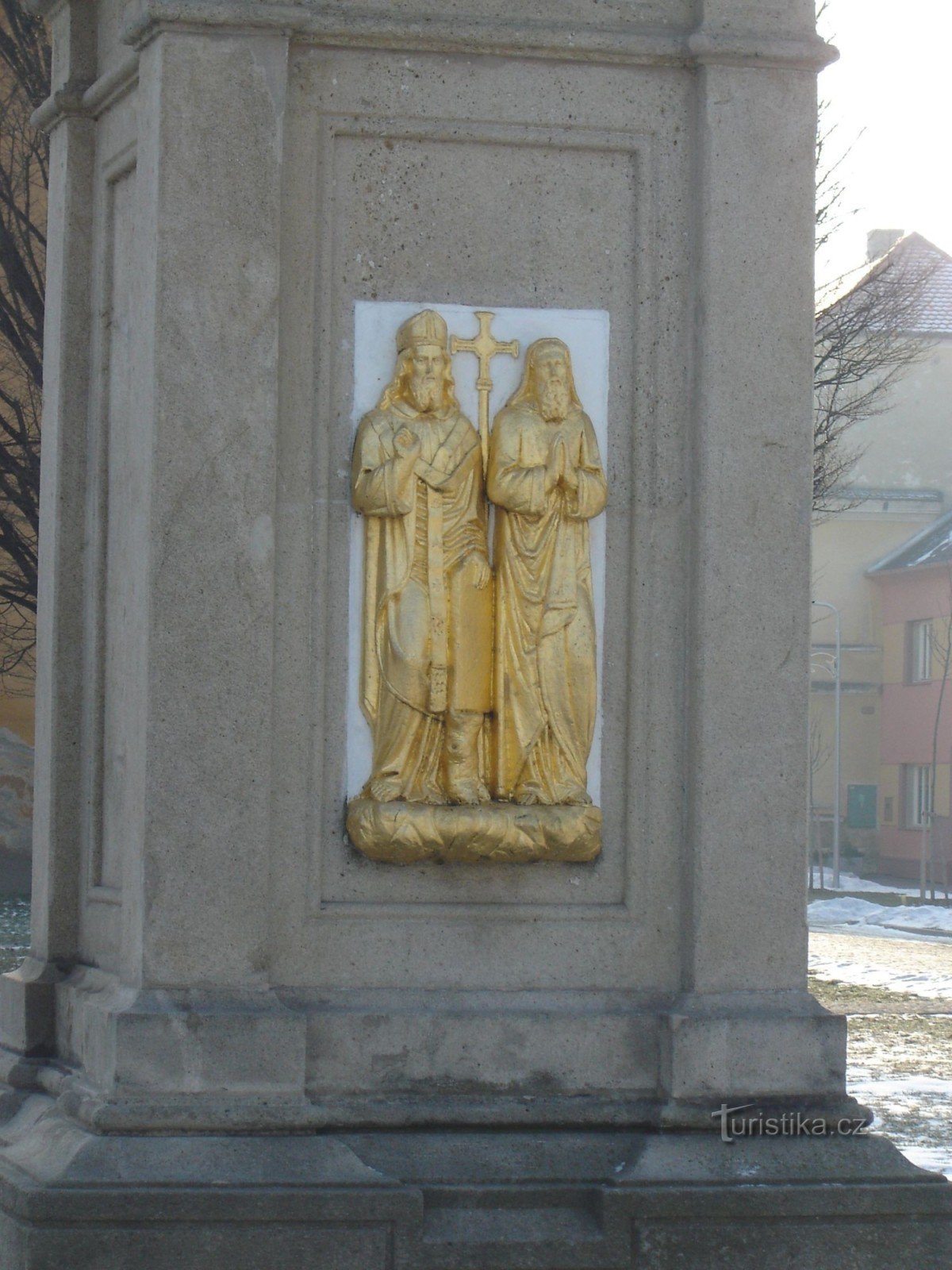 Coloana Mariană - relief Chiril și Metodie