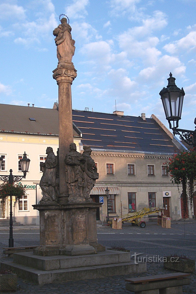 Marian-oszlop Český Dubban