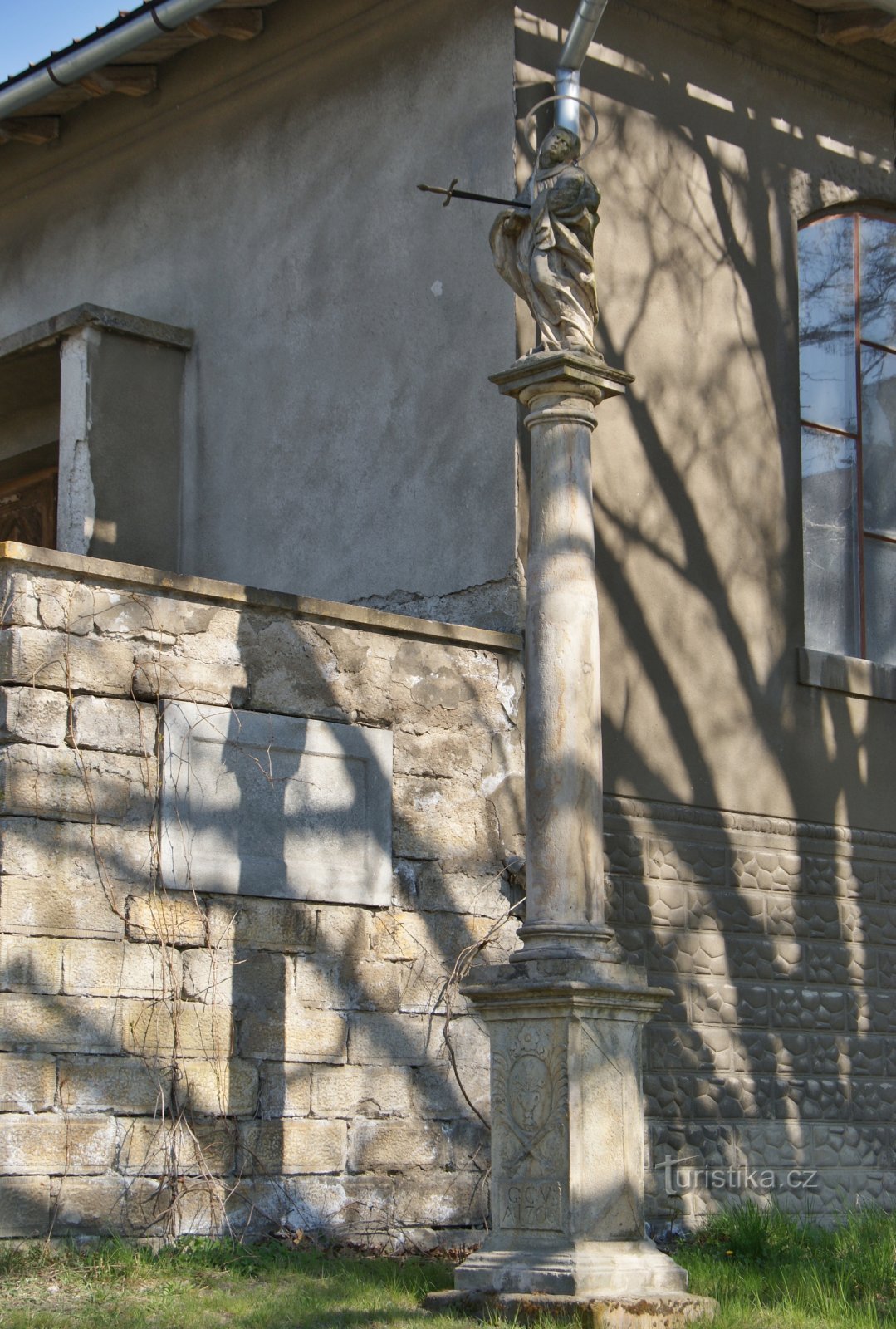 Colonne mariale à Mirov