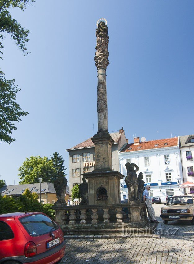 coluna mariana em Zábrřež