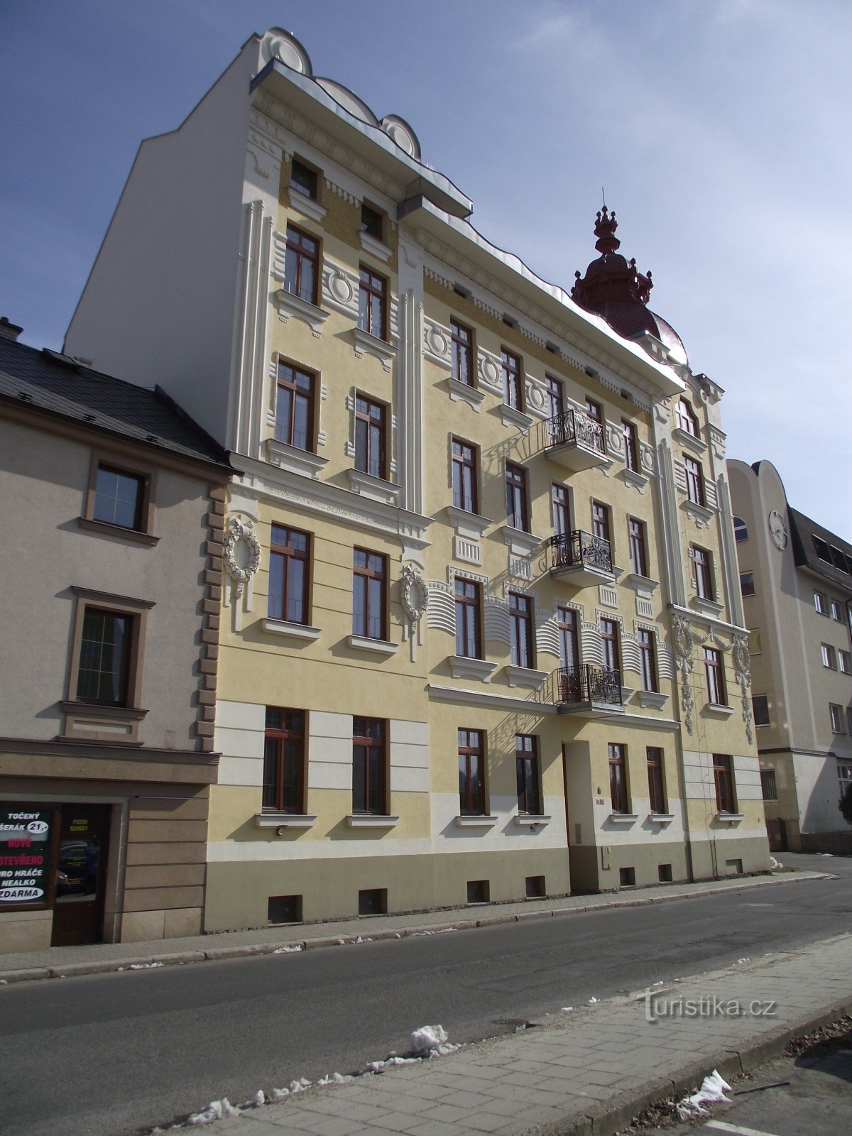 Marienhof na Rua Gen Svobody