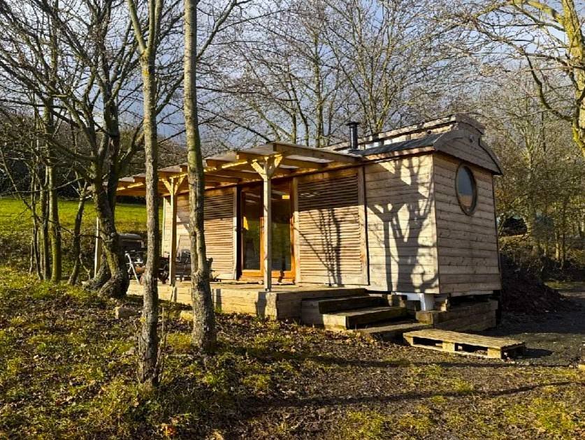 Maringotka u spící kozy