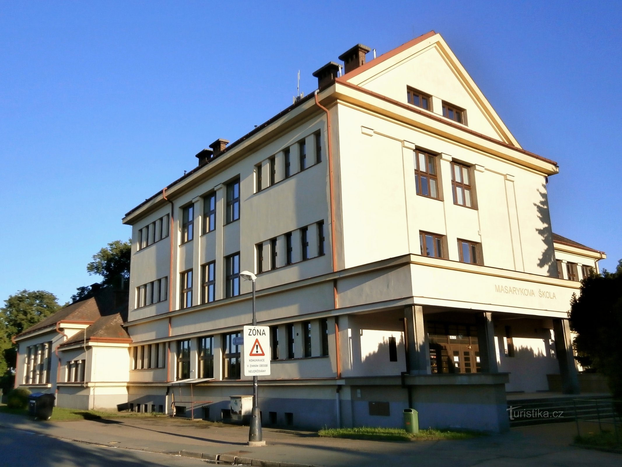 Scuola elementare Masaryk a Plotiště nad Labem (Hradec Králové, 31.5.2013/XNUMX/XNUMX)