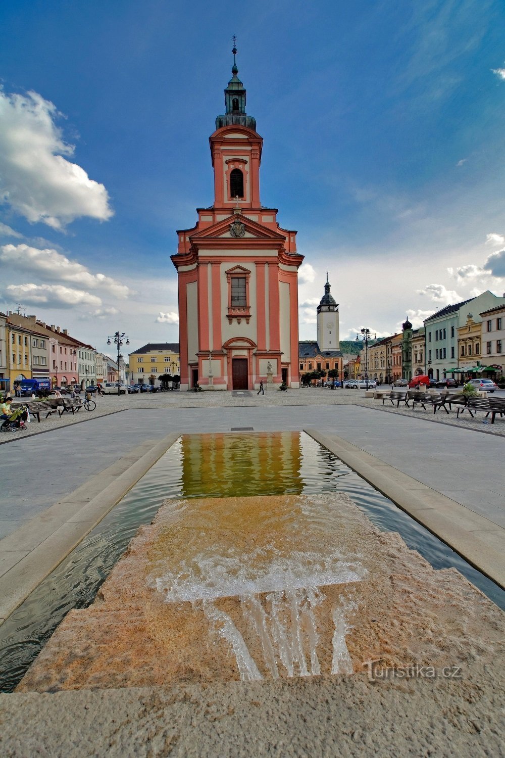 Masaryk-torget i Hranice - J. Necid