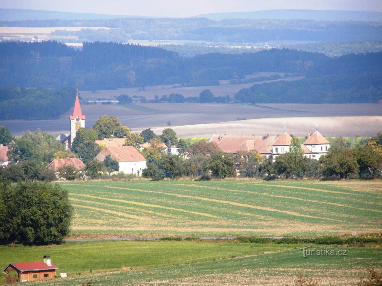 Fjärilar - utsikt över Hořiněves