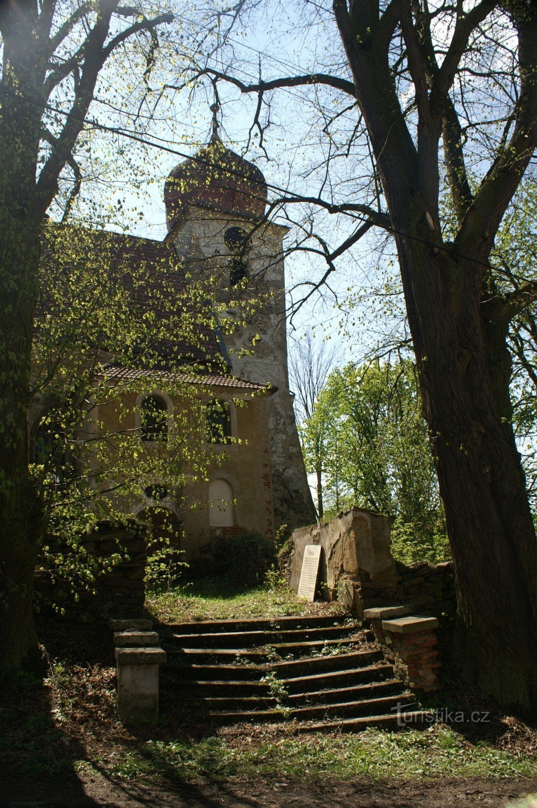 Melnice - église