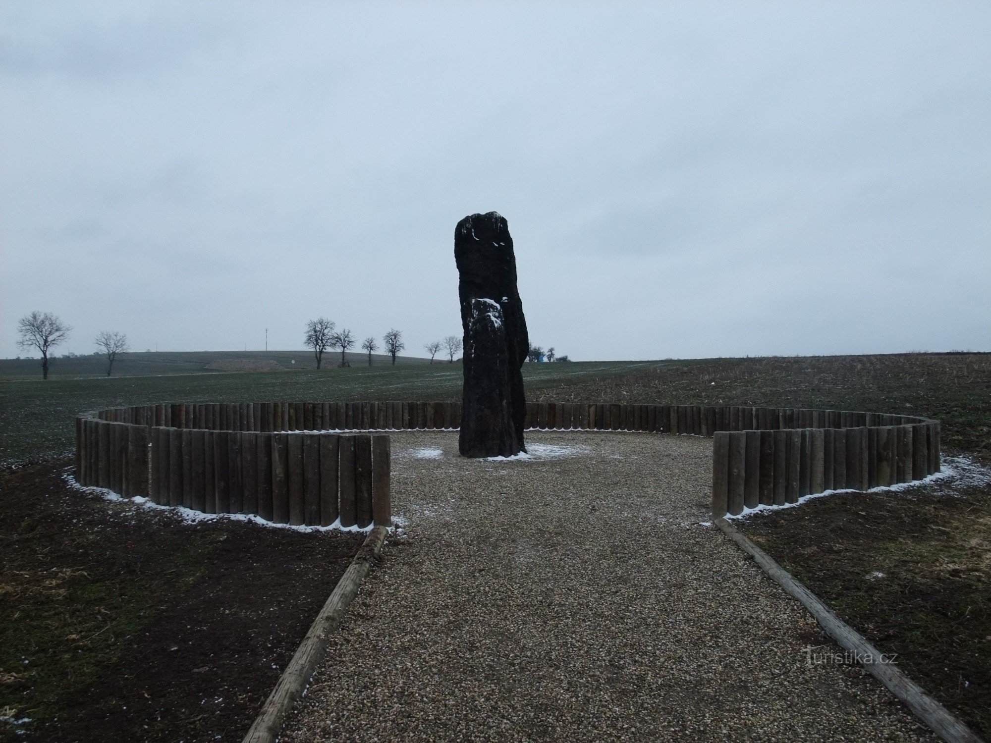 Menhir pastore di pietra