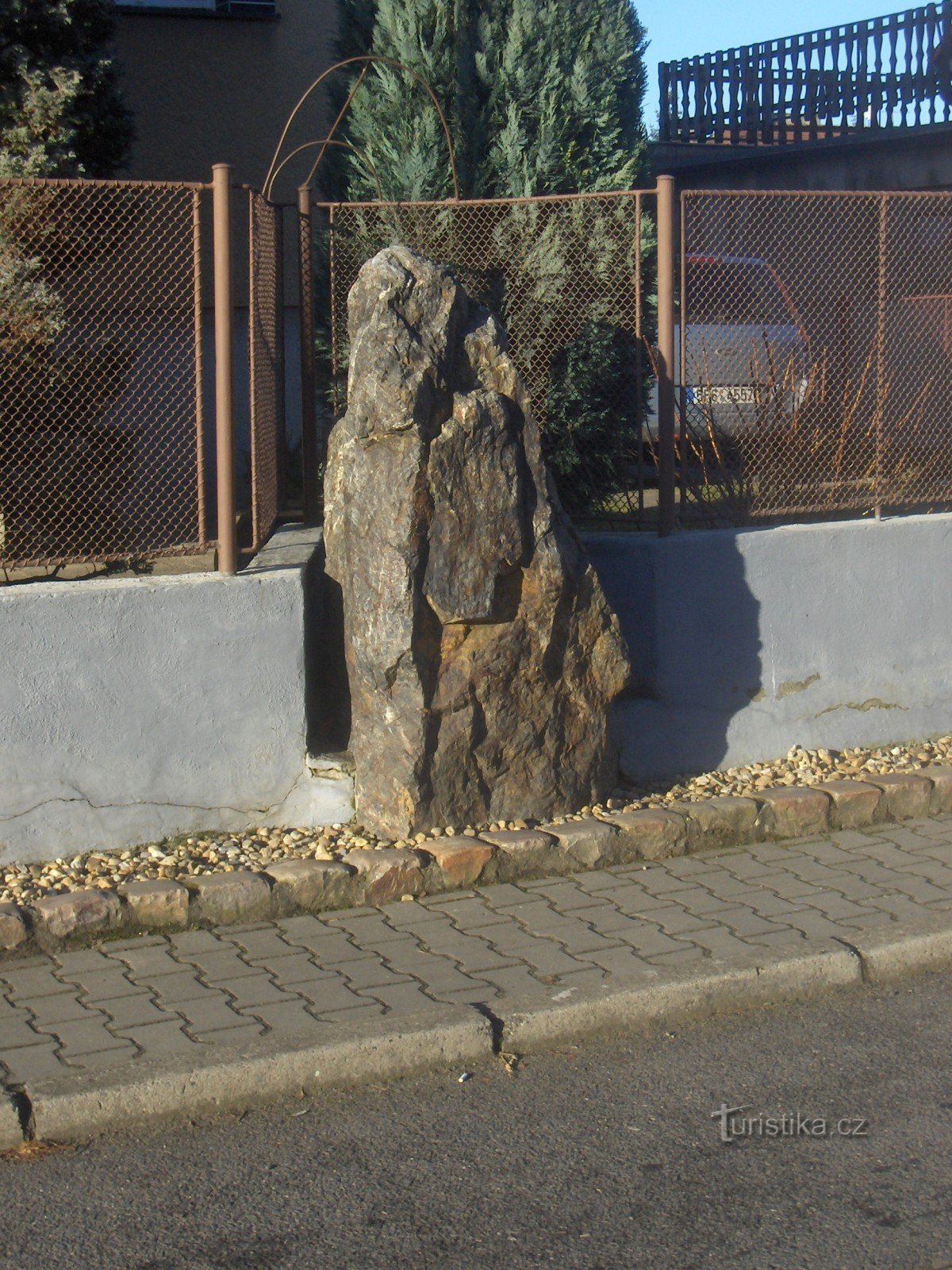 Servitor de piatră menhir