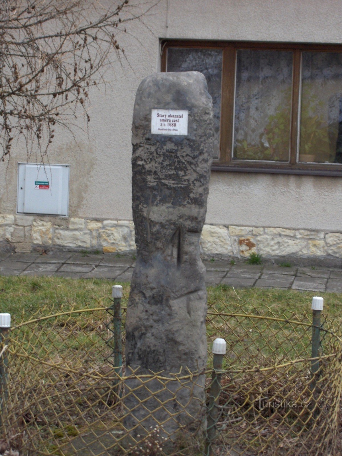 Menhir i Hřivčice