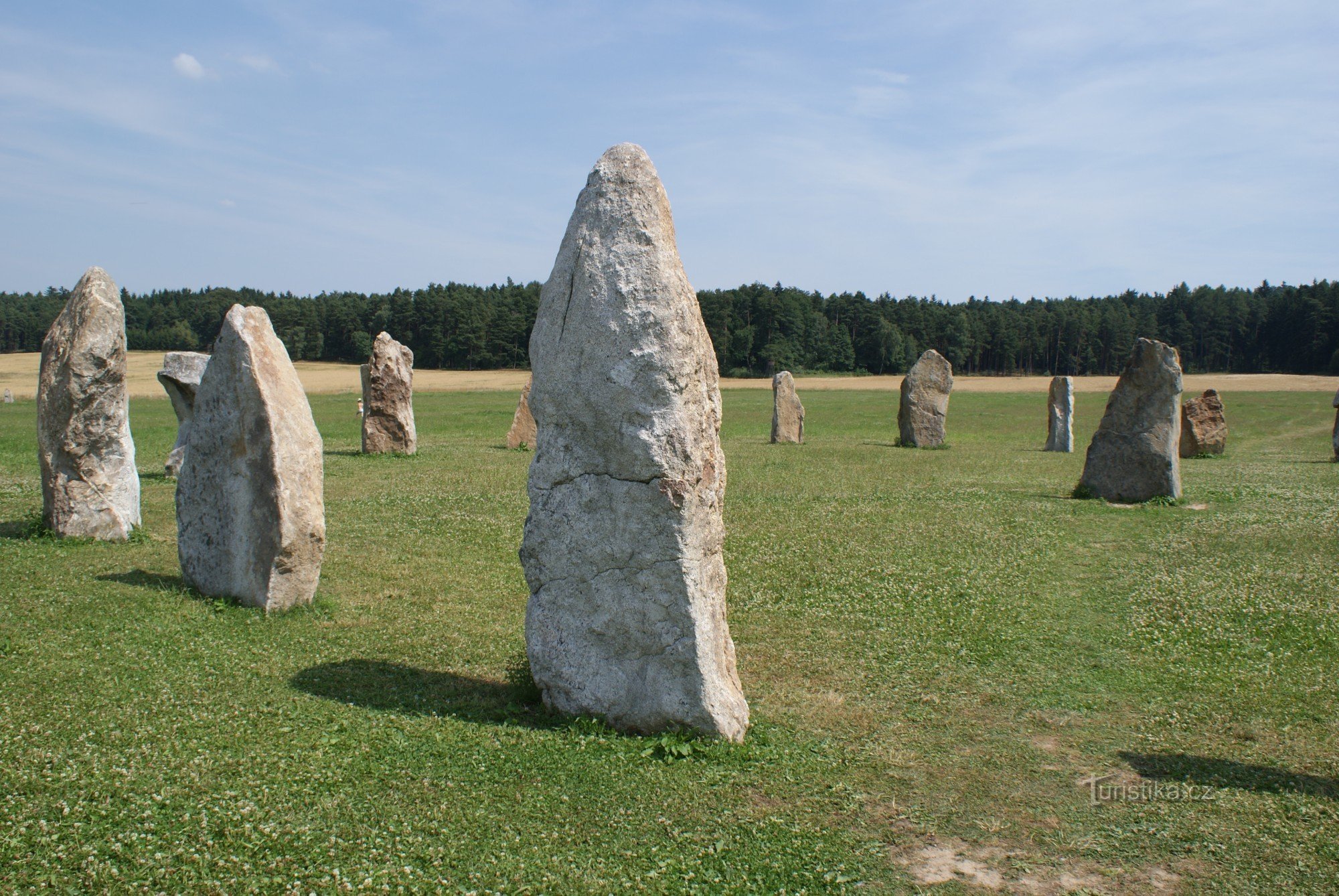 menhirs