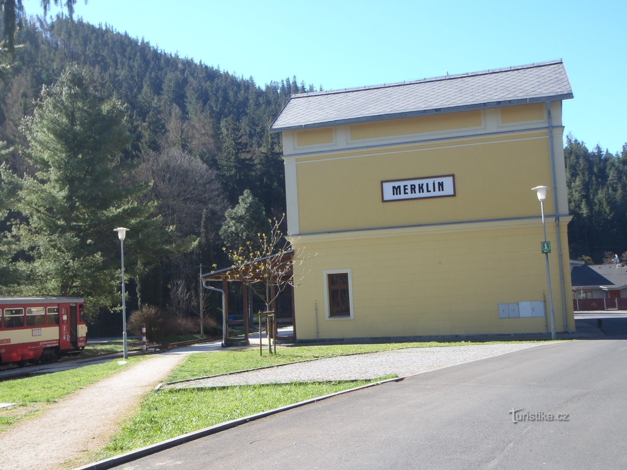 Merklín, station