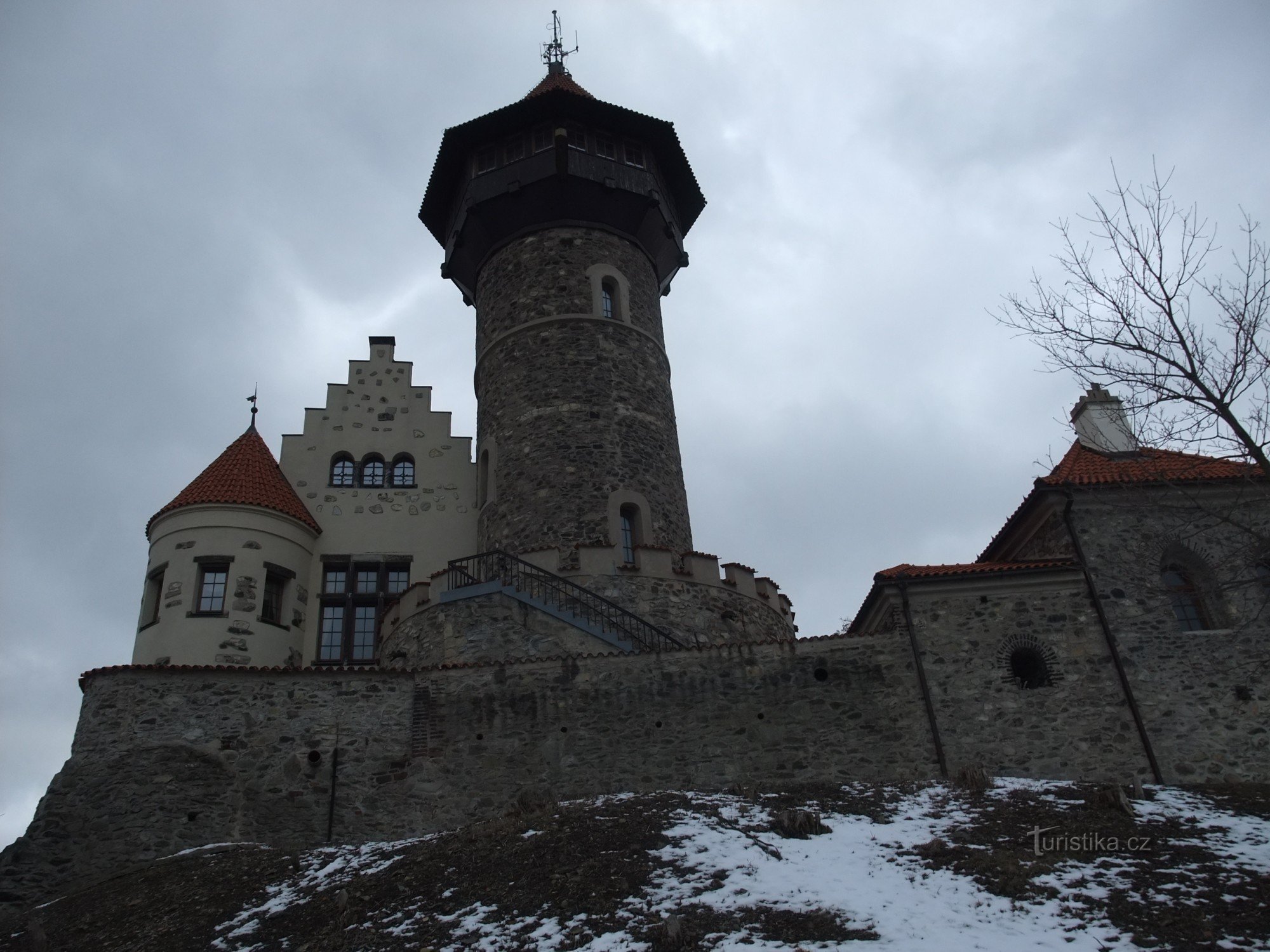 Die Stadt Most in Ihrer Hand – Burg Hněvín