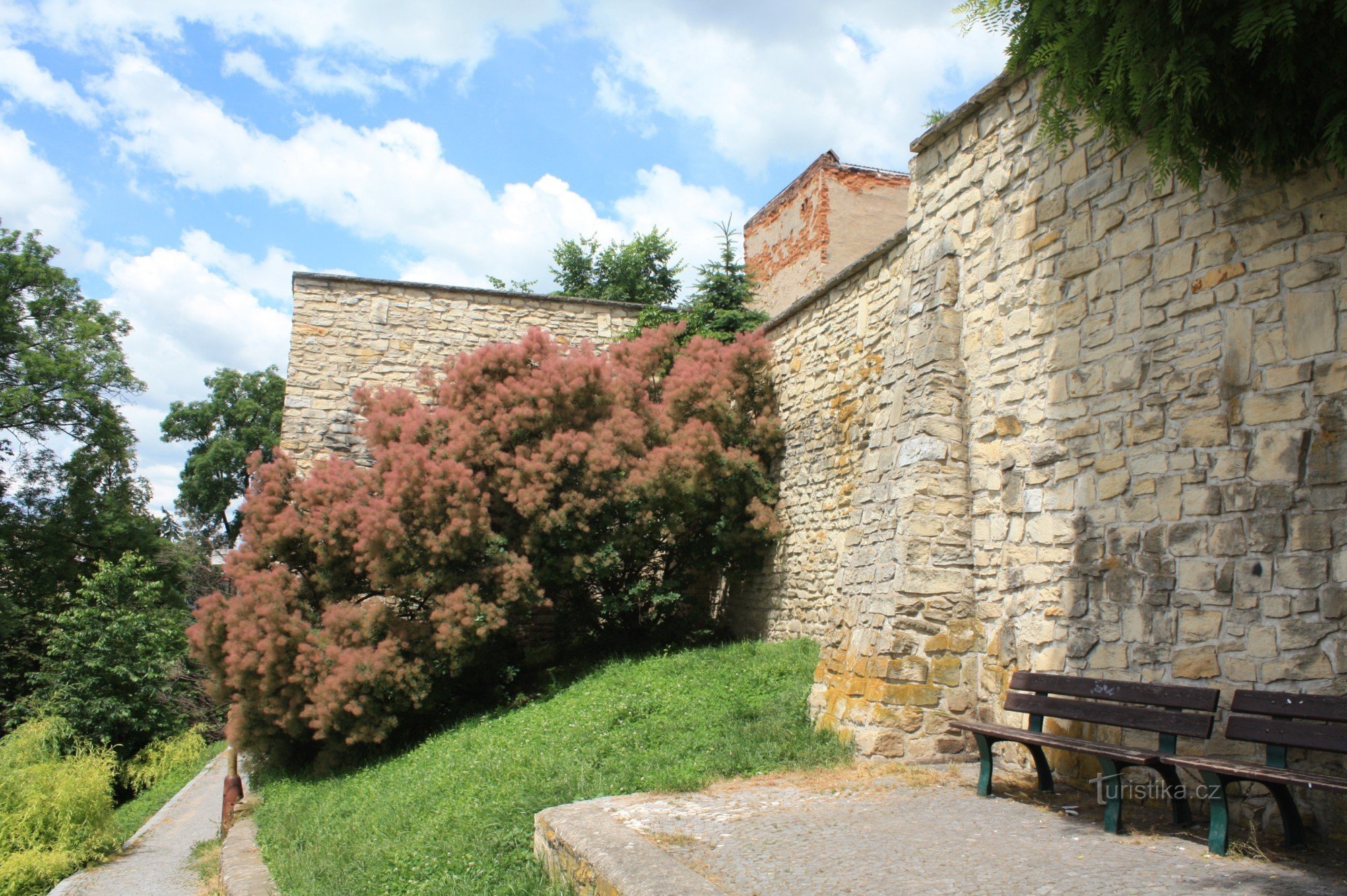 Les remparts de la ville