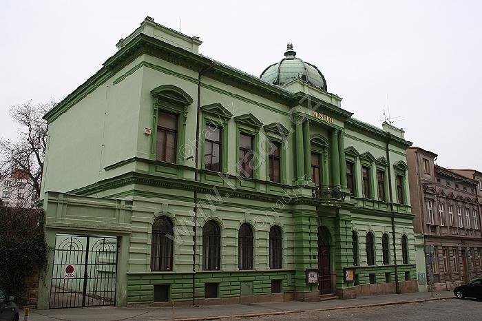 městské muzeum a knihovna