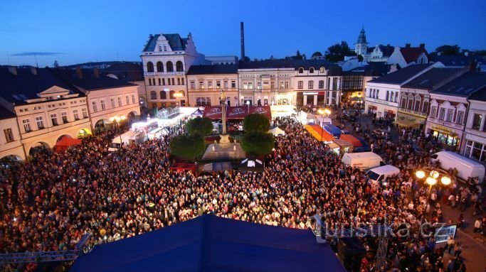 Lễ hội thành phố ở Ústí nad Orlicí - âm nhạc và giải trí cho gia đình có trẻ em