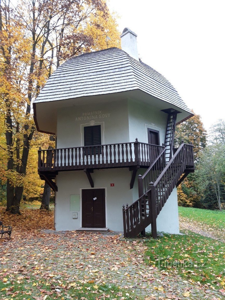 The town of Lukavec and the mushroom, which is in the park all year round