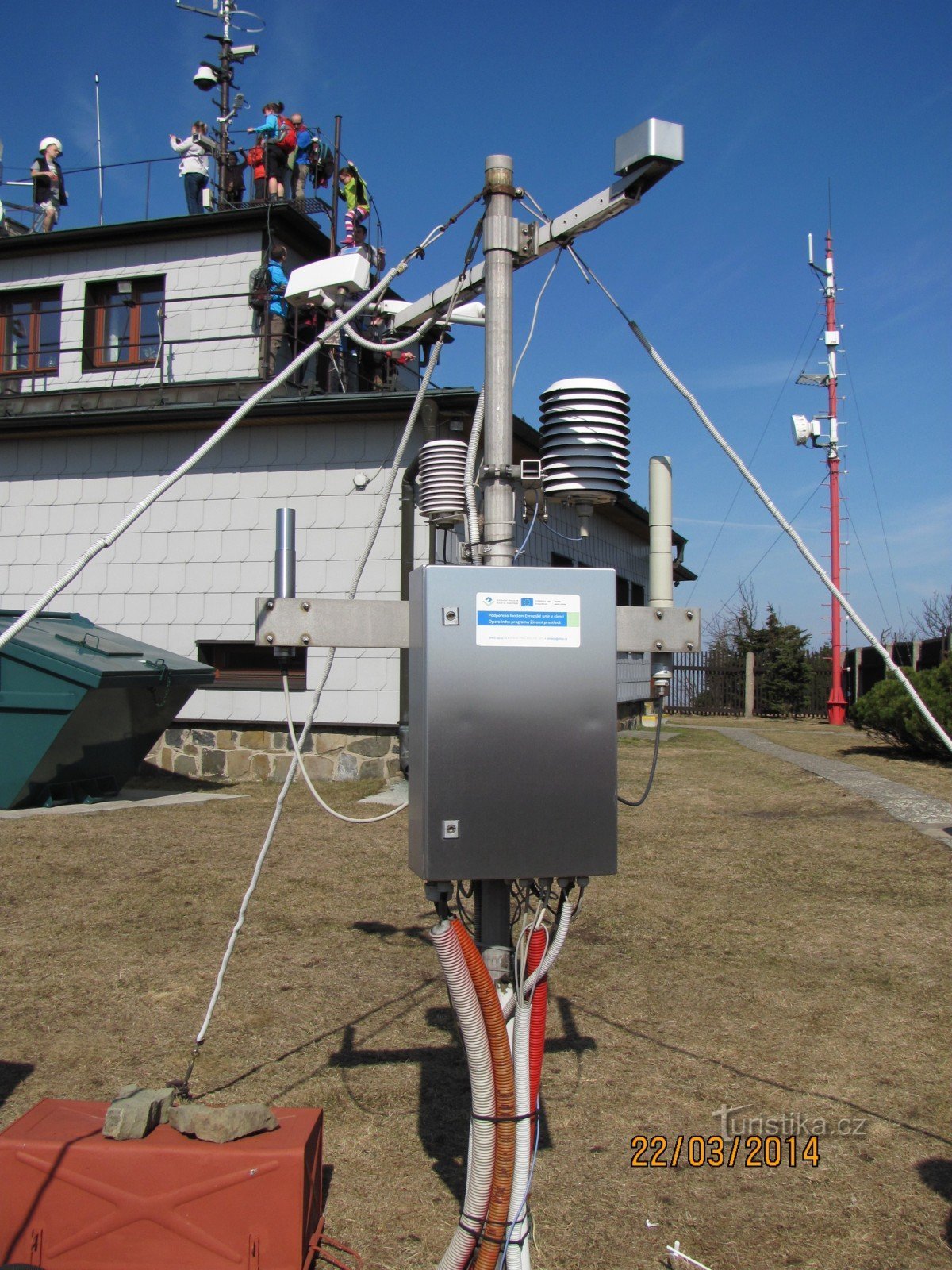 Stazione meteorologica su Lysá hora