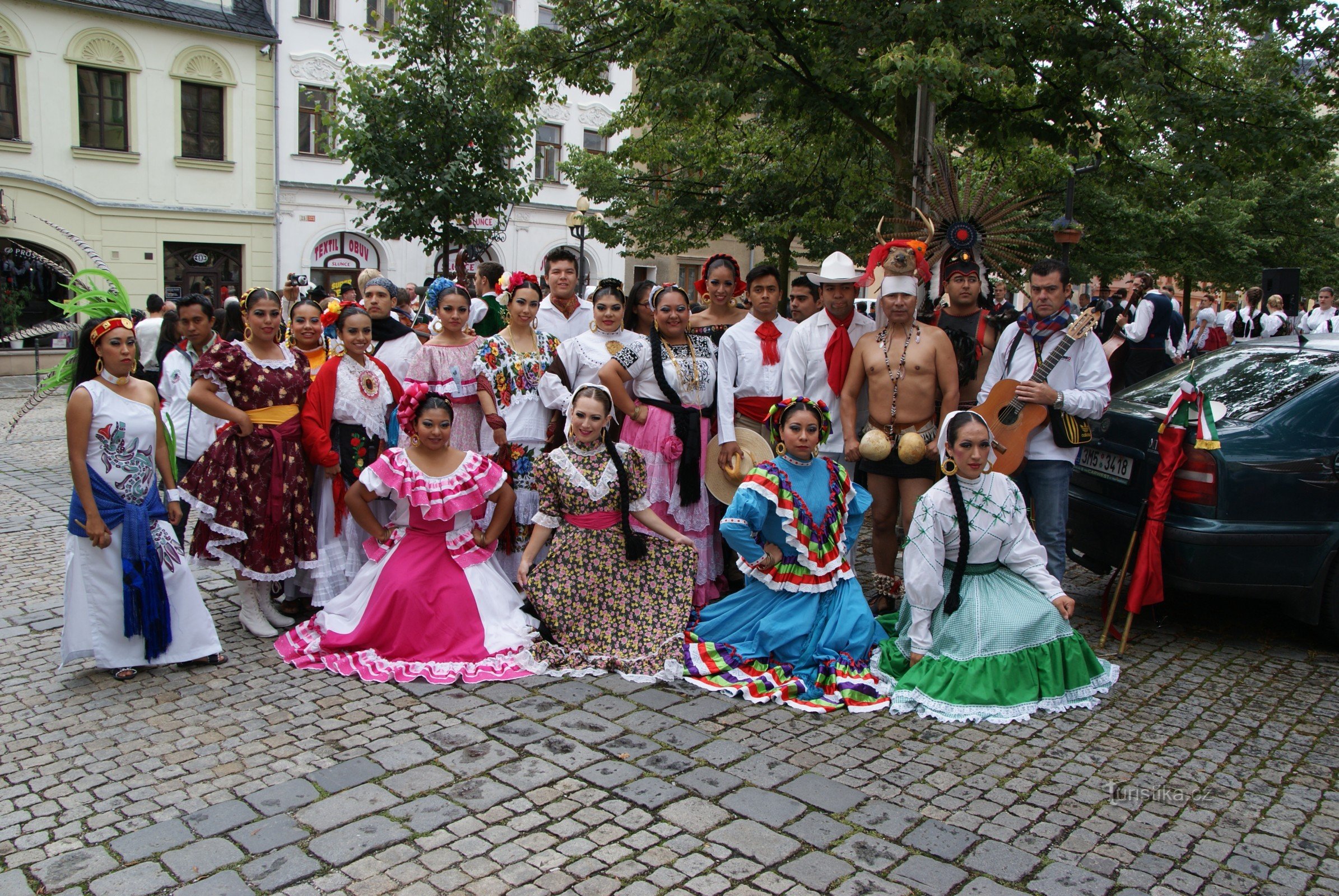 市役所でのメキシコ