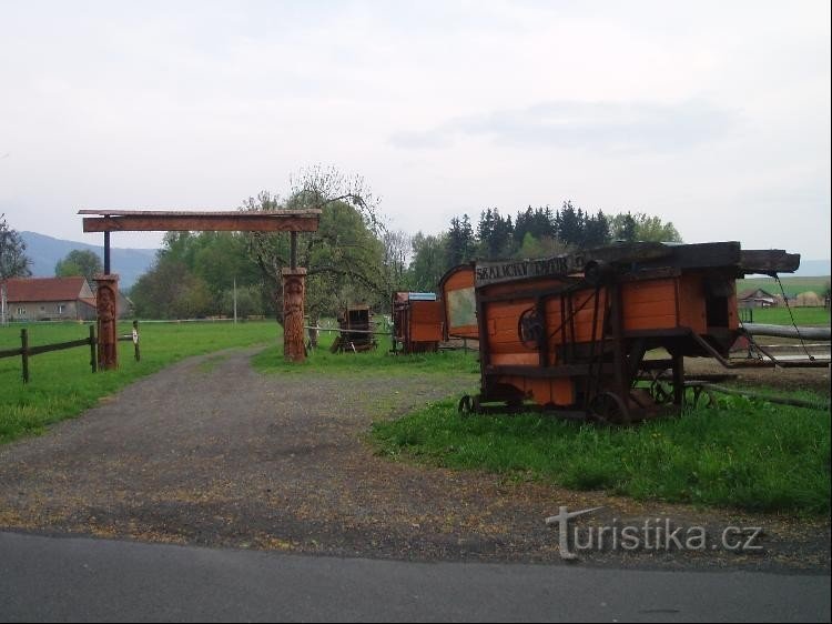 tussen Skalica en Raškovice