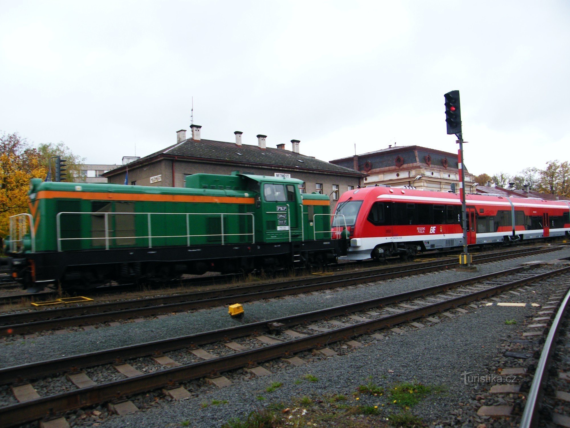 Interurbano - estación de tren