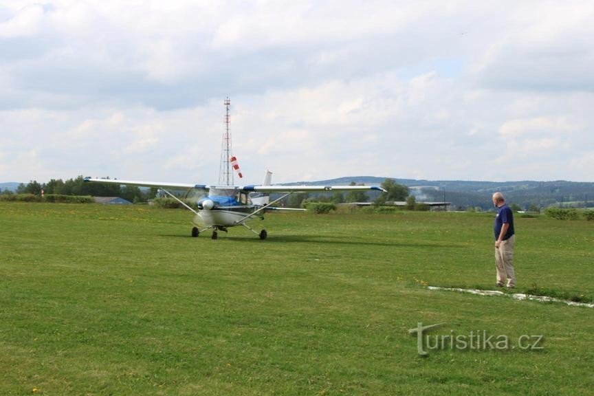 Internationaler Flughafen Havličkův Brod