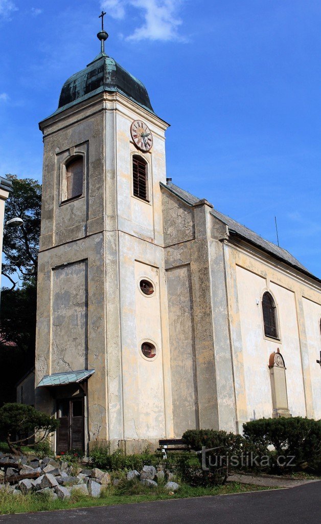 ミクロフ、聖教会の塔。 ニコラス