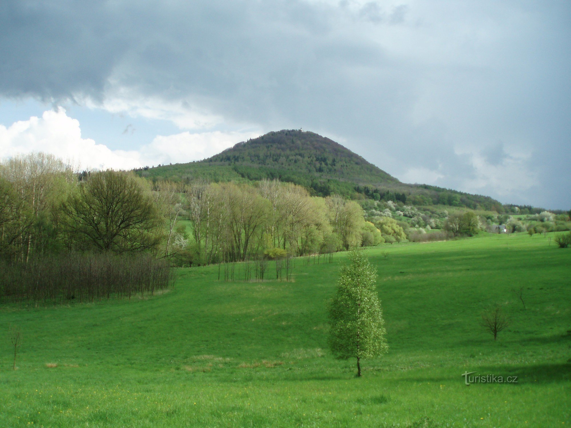 Milešovka από το Černčice