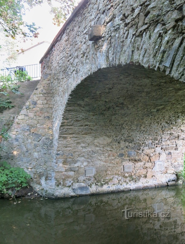 Milevsko - πέτρινο γεφύρι