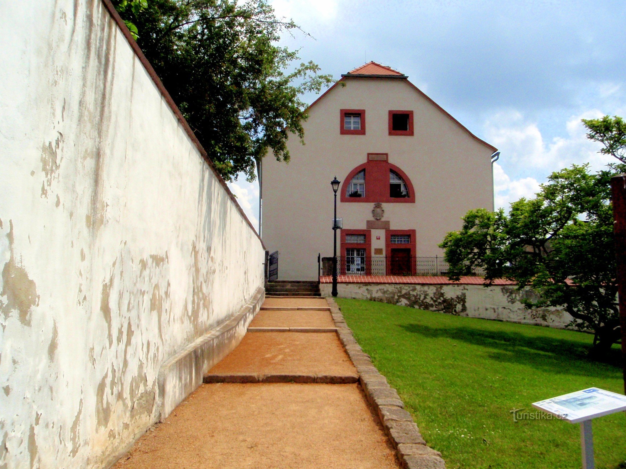 Mimoň - Hospital