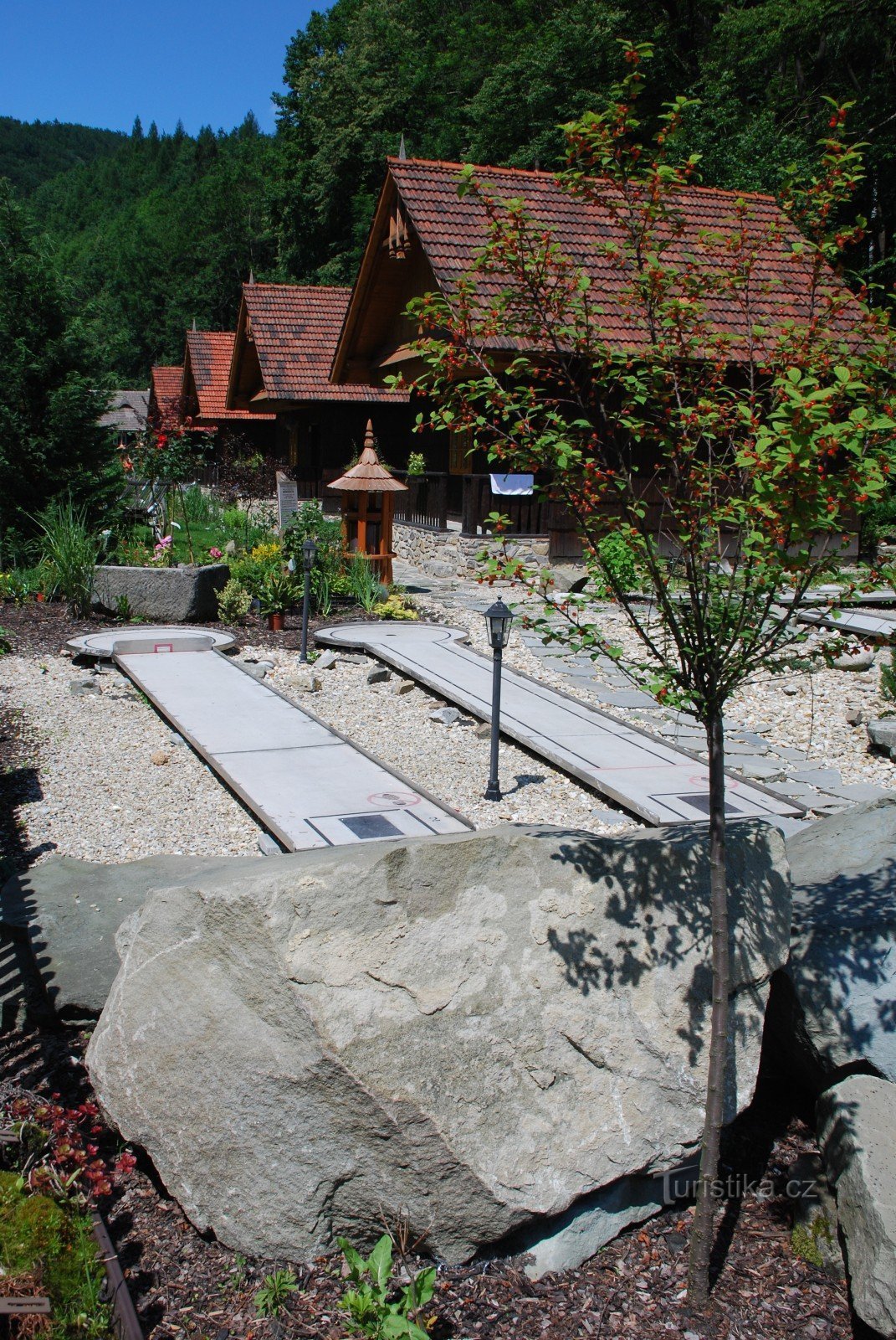 Minigolf gần Mlýn ở Kozlovice