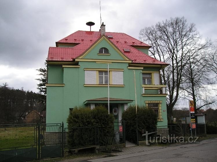 Lokales Büro in Jabkenice