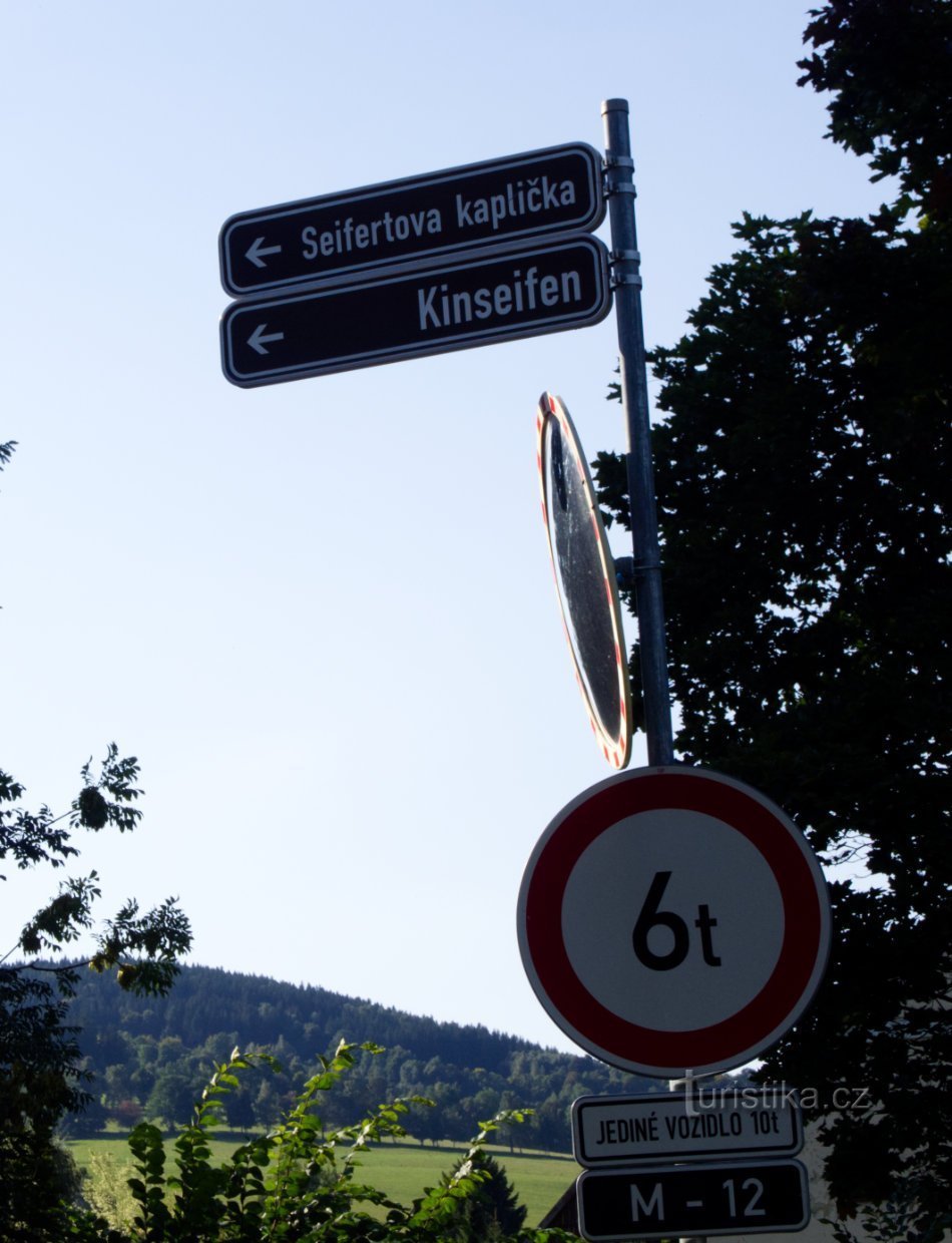 Signalisation locale à Domašov