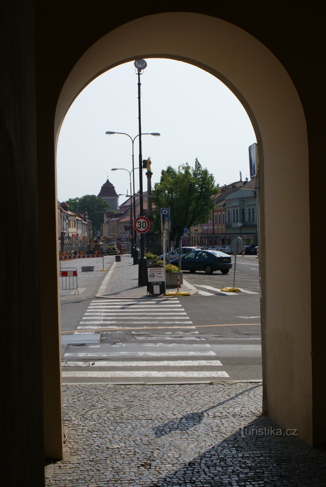 Mladá Boleslav - Stari mestni trg in Marijin steber