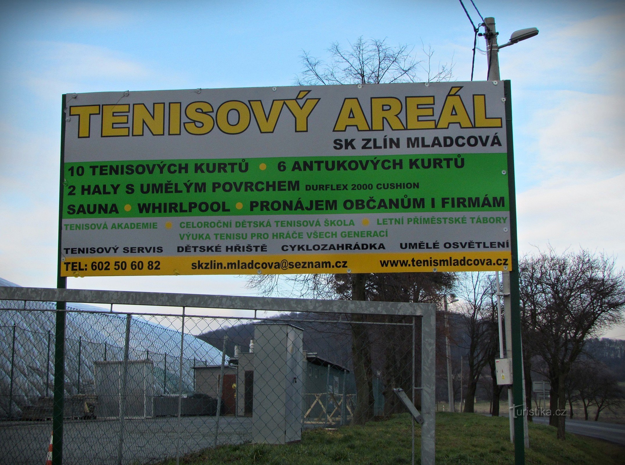 Mladcová - tennis complex