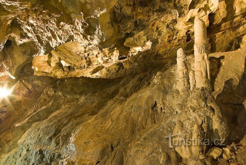 Jaskinie Mladečské - fotografia w jaskiniach