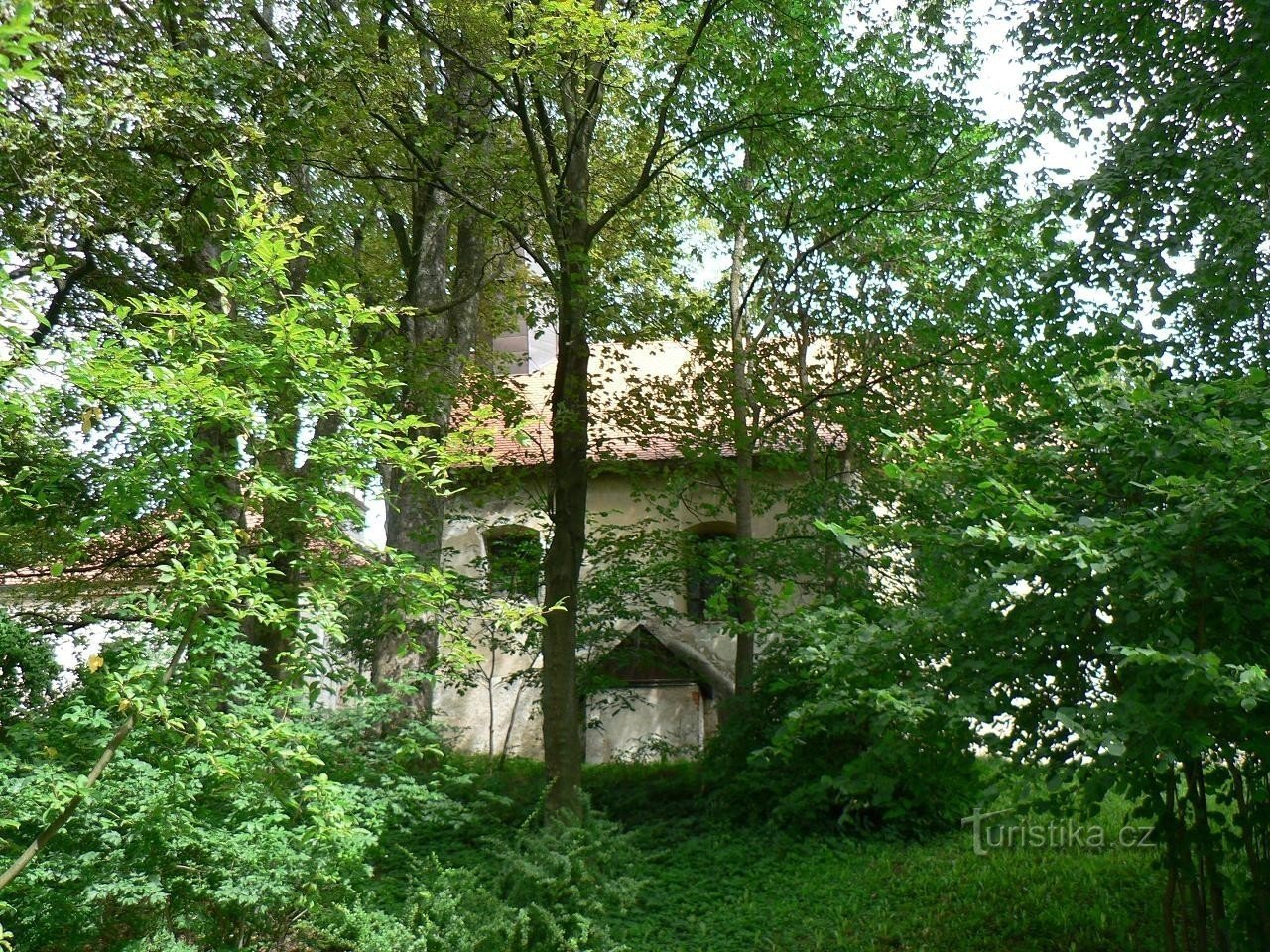 Mlázovy, chiesa del sud