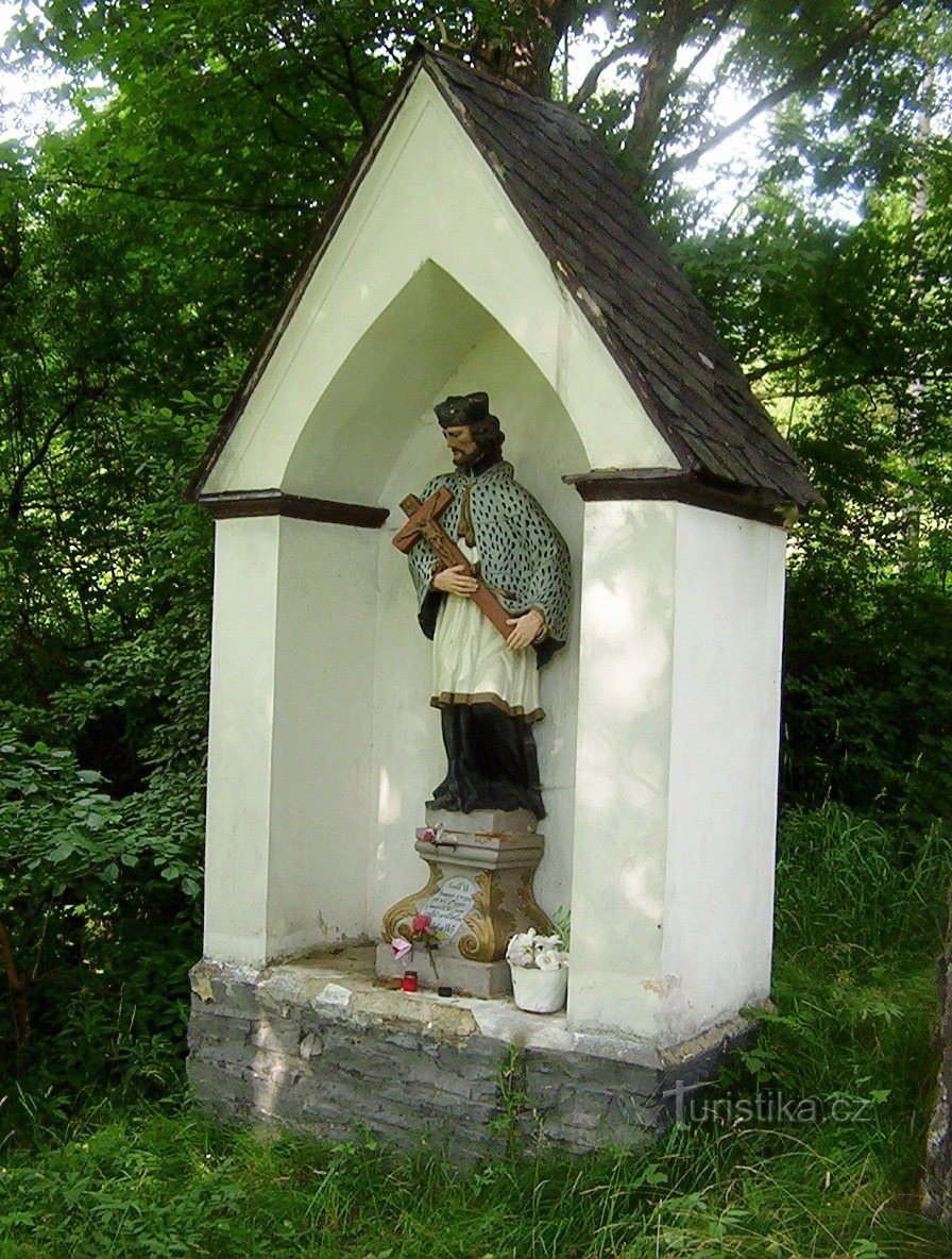 Mnichov-výklenková kaplička se sochou sv. Jana Nepomuckého-Foto:Ulrych Mir.