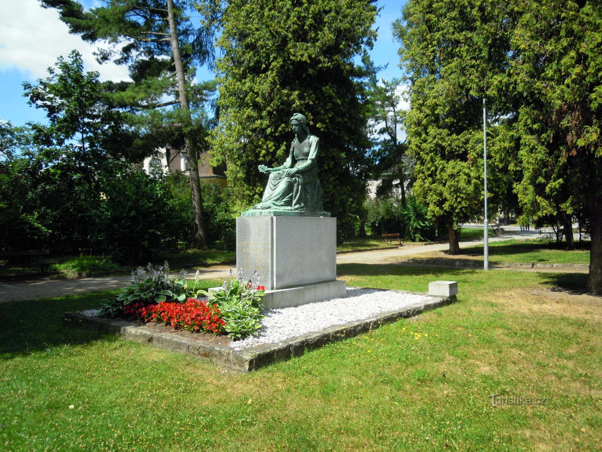 Mnichovo Hradiště - castle and other monuments