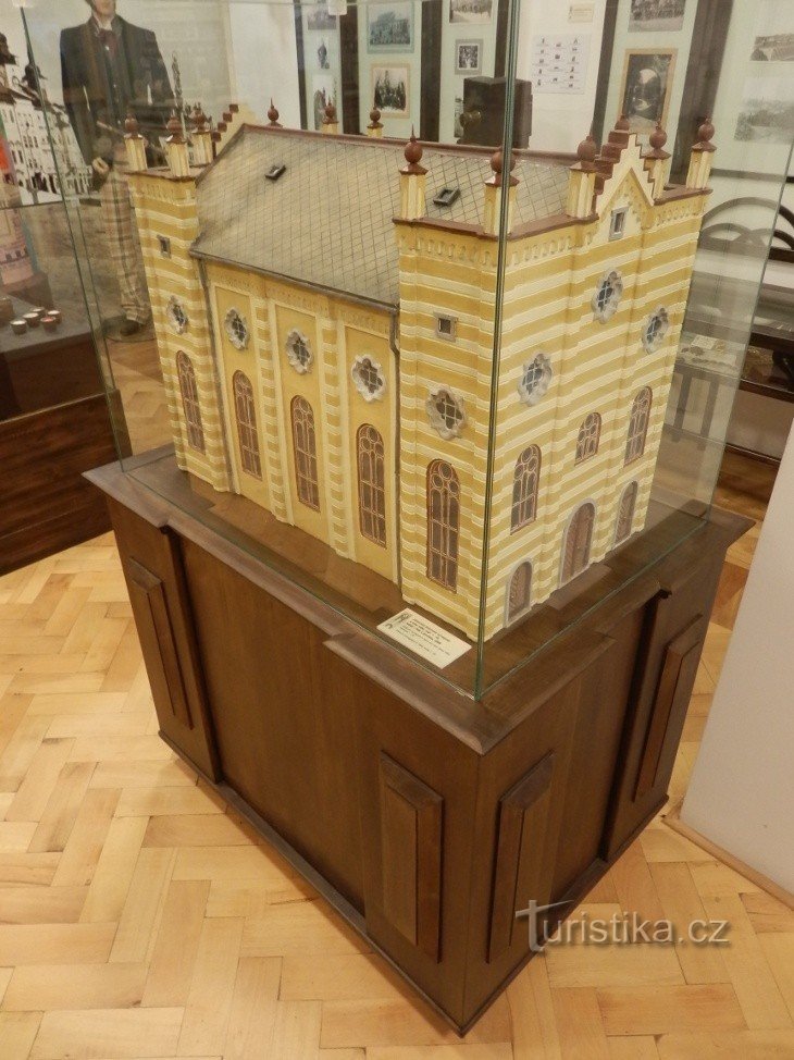 A model of a Jewish synagogue