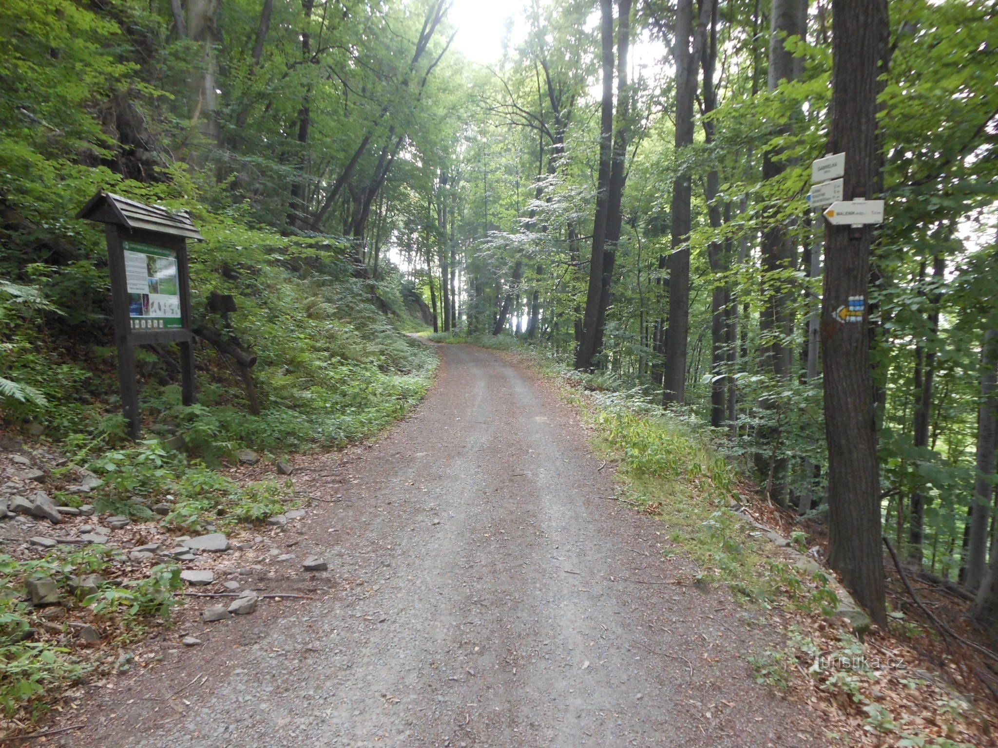 Route bleue vers Helfštýn